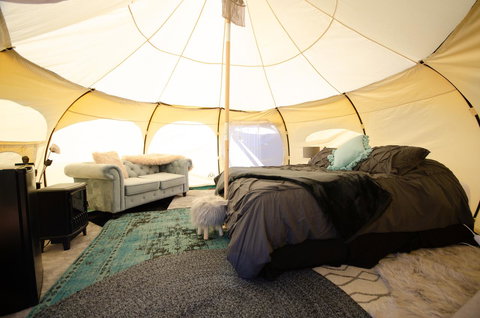 Bukirk Glamping & Fancy Coops - Pubs and Clubs 15