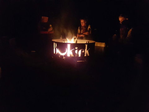 Bukirk Glamping & Fancy Coops - Pubs and Clubs 27