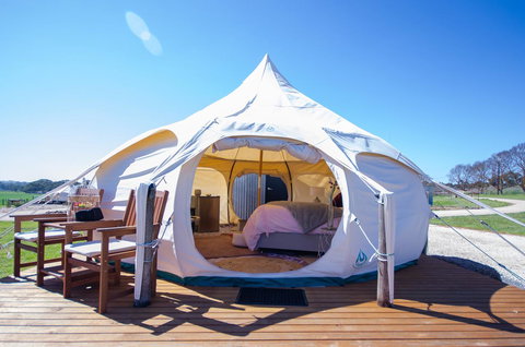 Bukirk Glamping & Fancy Coops - Pubs and Clubs 6