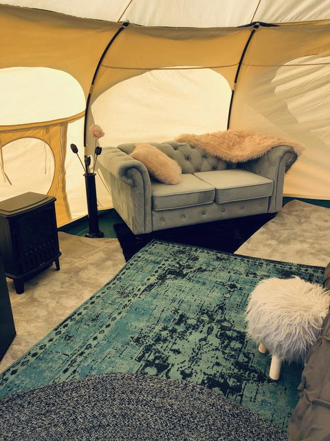 Bukirk Glamping & Fancy Coops - Pubs and Clubs 12