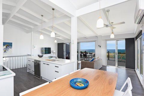 Sorrento - Aldinga Beach - Pubs and Clubs 2
