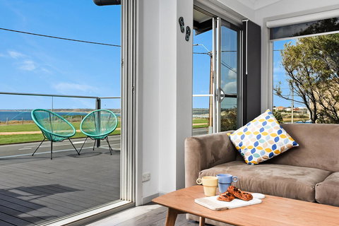 Sorrento - Aldinga Beach - Pubs and Clubs 0