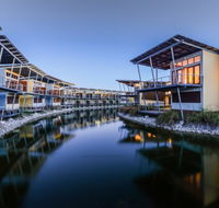 South Shores Yellowfin Villa 96 - South Shores Normanville - Pubs and Clubs