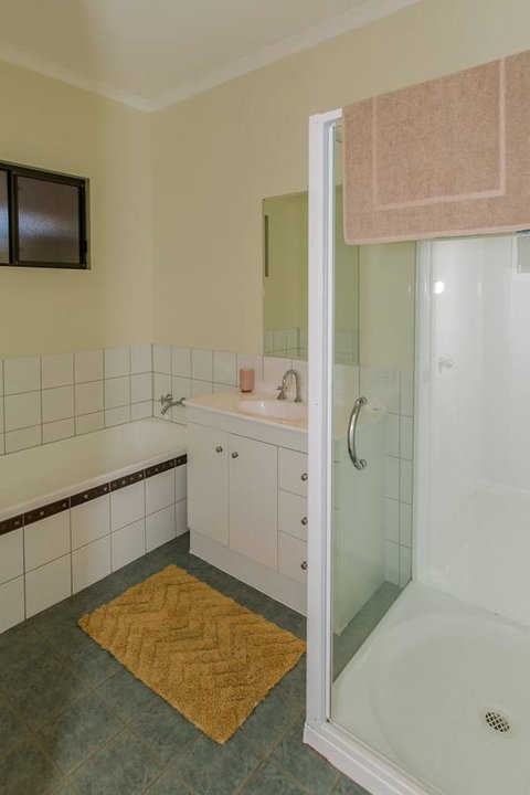 Desert Pea - Go Out 13