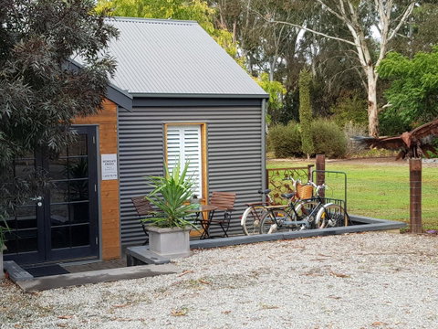 Irongate Studio B&B - Go Out 7
