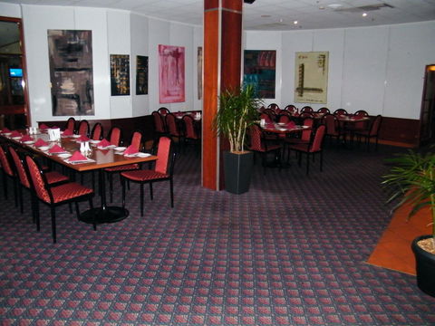 Grand Tasman Hotel - Pubs and Clubs 41