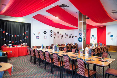 Grand Tasman Hotel - Pubs and Clubs 15