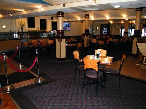 Grand Tasman Hotel - Pubs and Clubs 2