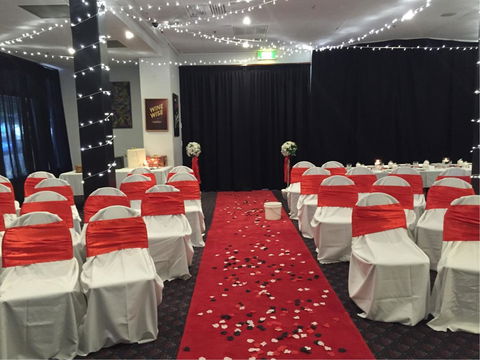 Grand Tasman Hotel - Pubs and Clubs 11