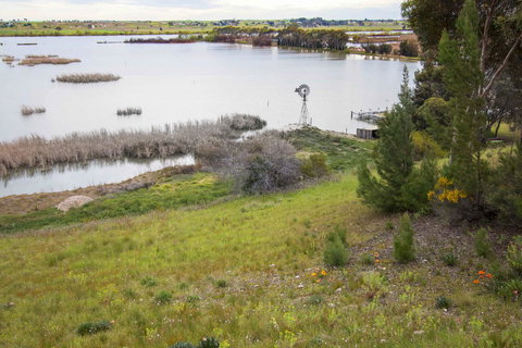 Limestone Ridge - Pubs and Clubs 17