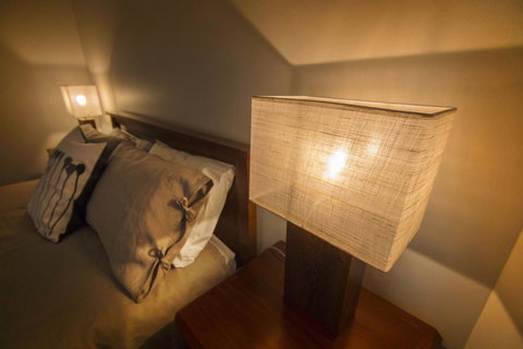 Limestone Ridge - Pubs and Clubs 7