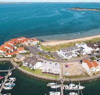 Mariners Cay Apartment - Pubs and Clubs