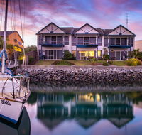 Marina Reflections - Pubs and Clubs