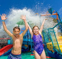 BIG4 Renmark Riverfront Holiday Park - Pubs and Clubs