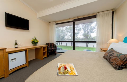 Berri Hotel - Pubs and Clubs 36