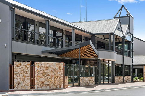 Berri Hotel - Pubs and Clubs 6