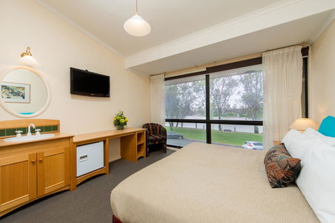 Berri Hotel - Pubs and Clubs 37