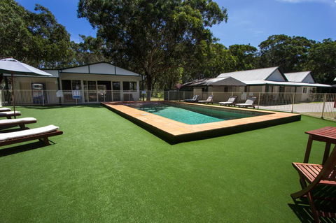 The Retreat Port Stephens - Pubs and Clubs 7