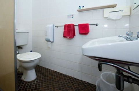 Barmera Lake Resort Motel - Pubs and Clubs 26