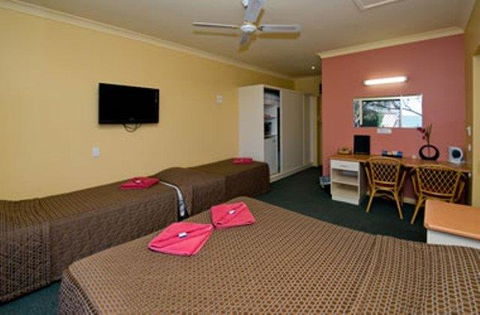 Barmera Lake Resort Motel - Pubs and Clubs 12