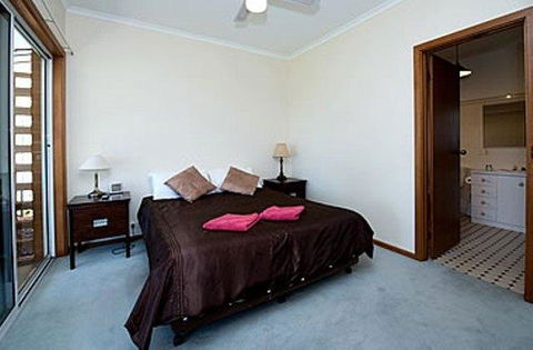 Barmera Lake Resort Motel - Pubs and Clubs 19