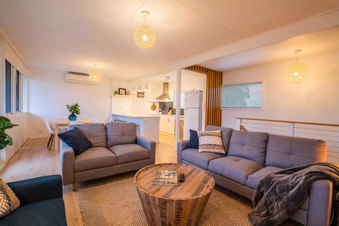 Aldinga Beach Break - C21 SouthCoast Holidays - Pubs and Clubs 0