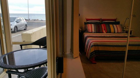 Acaill Accommodation Esplanade Living Self Check-In Self Check-Out - Pubs and Clubs 22