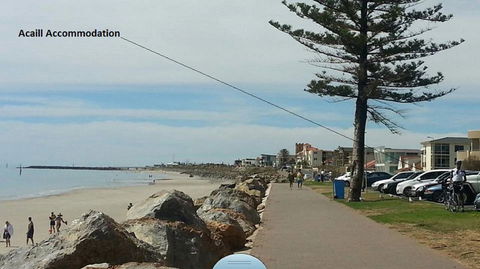 Acaill Accommodation Esplanade Living Self Check-In Self Check-Out - Pubs and Clubs 17