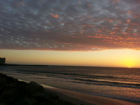 Acaill Accommodation Esplanade Living Self Check-In Self Check-Out - Pubs and Clubs 39