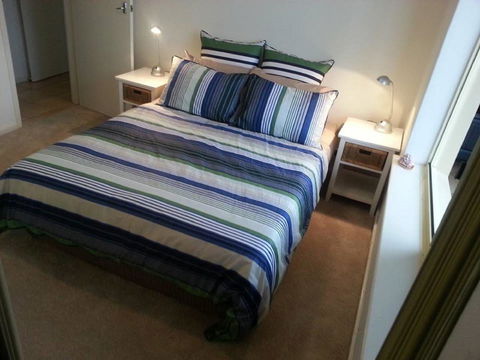 Acaill Accommodation Esplanade Living Self Check-In Self Check-Out - Pubs and Clubs 19