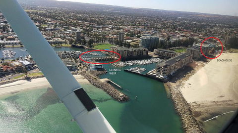 Acaill Accommodation Esplanade Living Self Check-In Self Check-Out - Pubs and Clubs 15