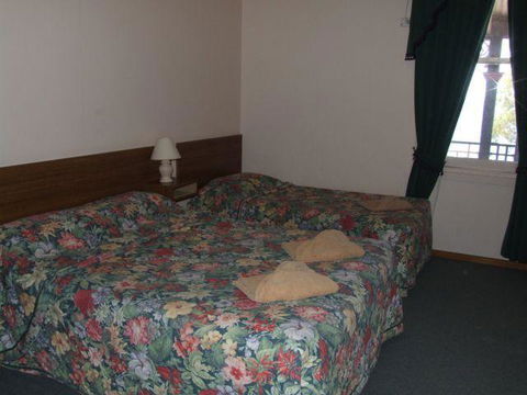 Streaky Bay Hotel Motel - Pubs and Clubs 7