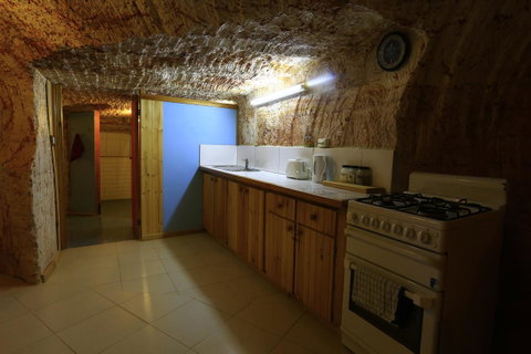 Venushill B+B - Pubs and Clubs 12