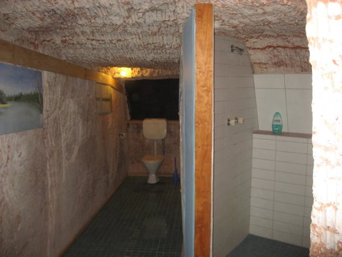 Venushill B+B - Pubs and Clubs 43