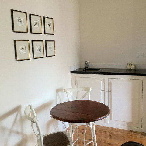 Railway Cottage In Beachport - Pubs and Clubs 20