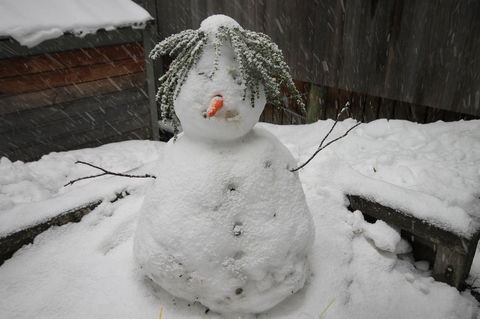 CHILL-OUT - Thredbo - Pubs and Clubs 34