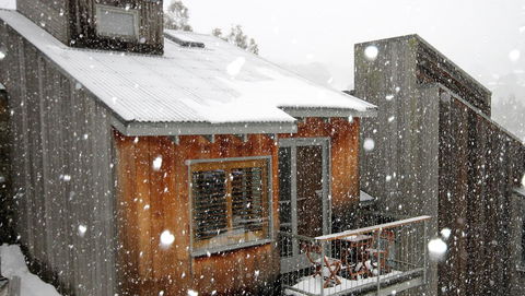 CHILL-OUT - Thredbo - Pubs and Clubs 12