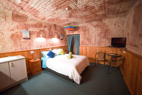 Comfort Inn Coober Pedy Experience - Pubs and Clubs 2