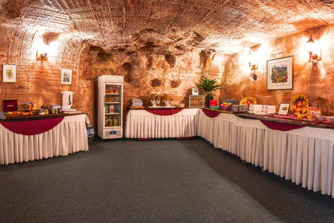 Comfort Inn Coober Pedy Experience - Pubs and Clubs 5