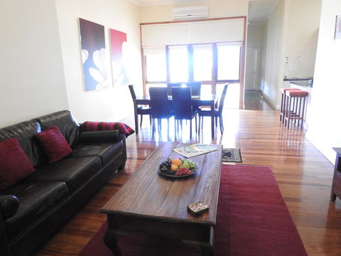 A Secret Garden - Pubs and Clubs 10