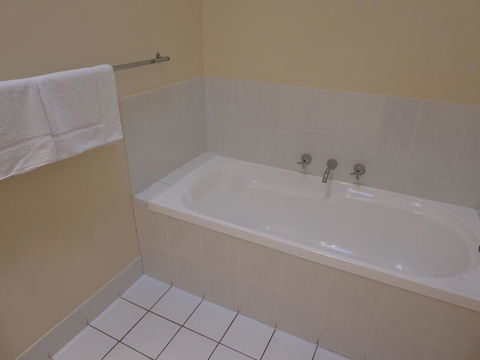 A Secret Garden - Pubs and Clubs 18