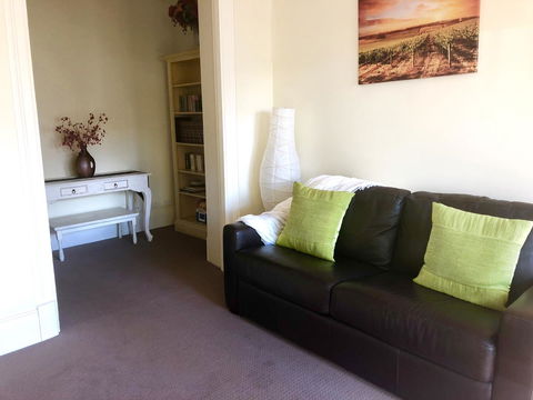 A Secret Garden - Pubs and Clubs 12