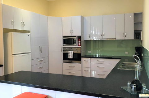 A Secret Garden - Pubs and Clubs 13