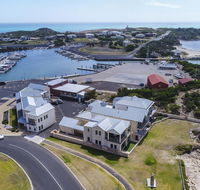 Robe Marina Accommodation - Pubs and Clubs