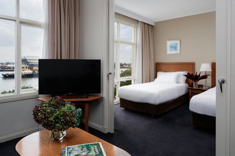 Rydges Newcastle - Go Out 18