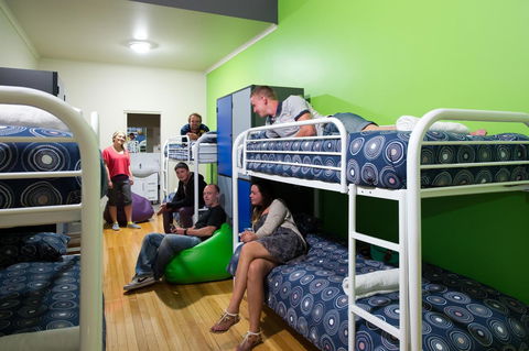 Port Lincoln Studio Apartments - Go Out 33