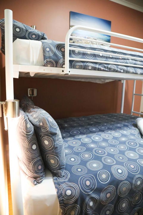 Port Lincoln Studio Apartments - Go Out 1