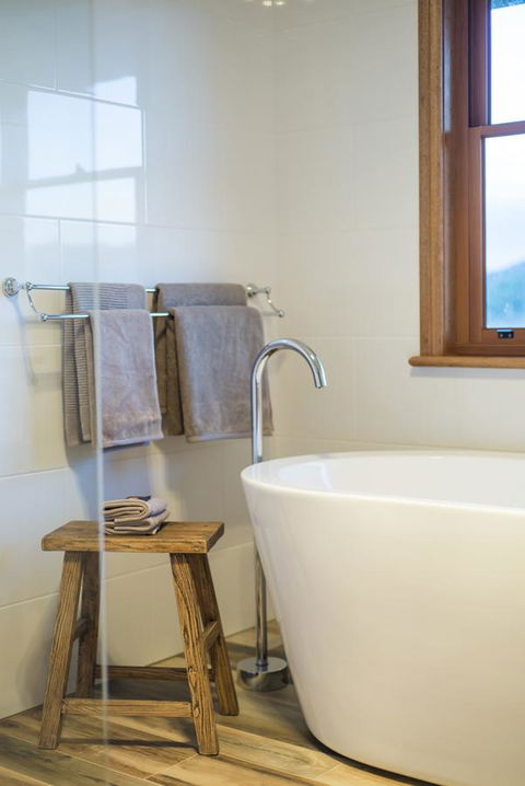 Flinders Bush Retreats - Pubs and Clubs 11