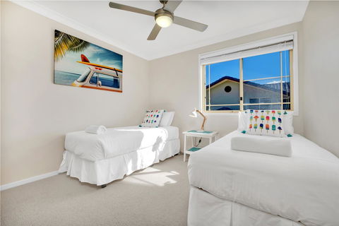 Casuarina 1 - Go Out 8