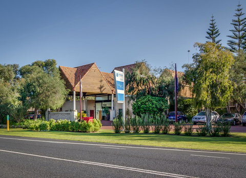 Club Wyndham Dunsborough, Trademark Collection By Wyndham - Pubs and Clubs 16